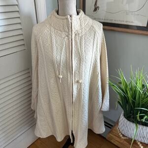 Boyne Valley Weavers Cape Merino Aran Stitch Natural Cream Ireland One Size